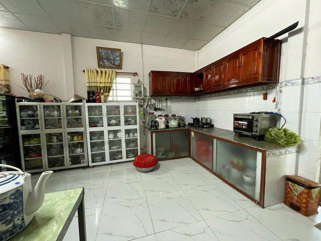 NHÀ VƯỜN 550M MẶT TIỀN HL18 PHƯỜNG TÂN HỘI 