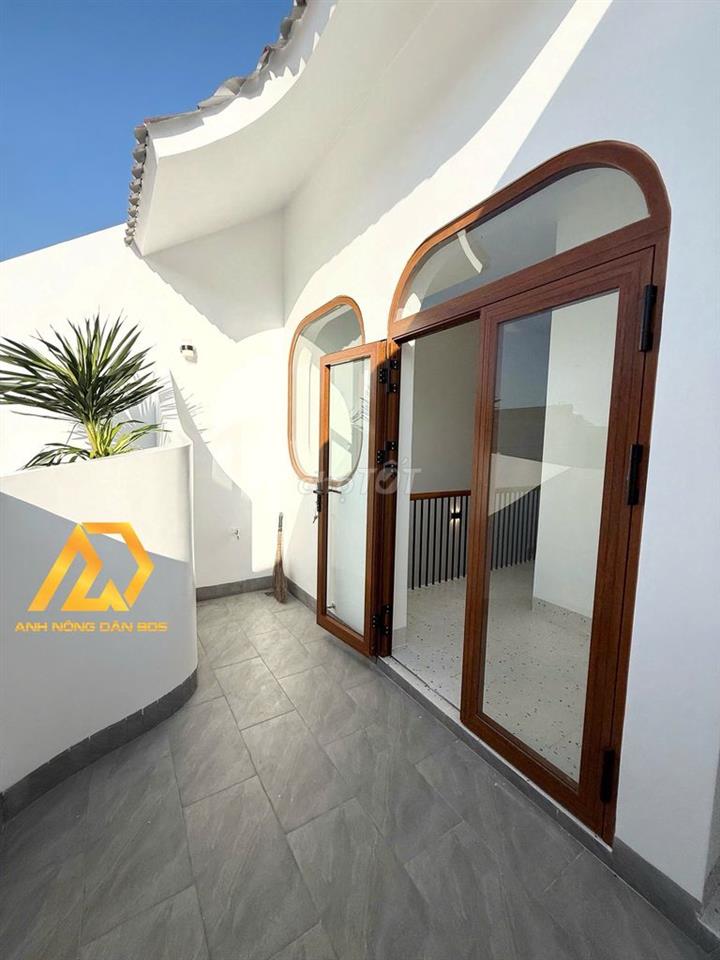 NHÀ MỚI FULL NỘI THẤT KDC NAM VIỆT CÁCH TPVL 1KM