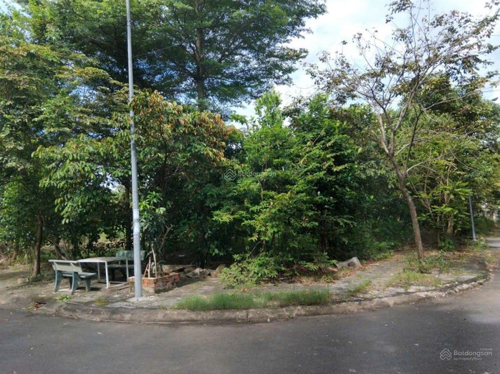 Bán 95m2 đất ở đô thị trong khu dân cư căn hộ cao tầng quốc lộ 1k, hóa an