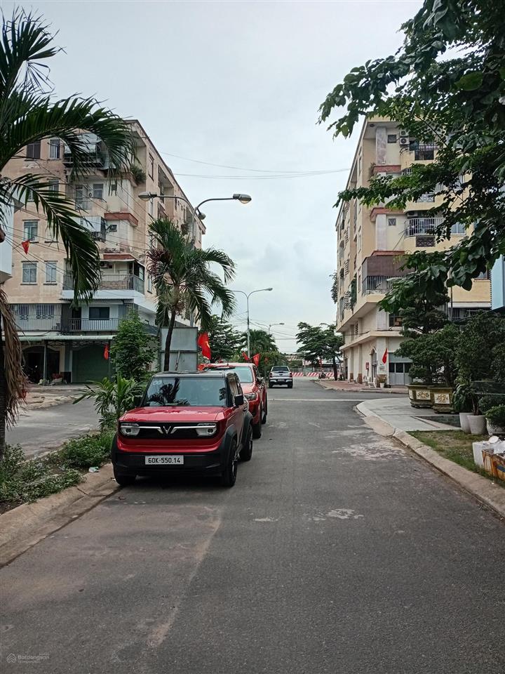 Cho thuê nhà ngay cổng chính công ty ponchen hóa an, phù hợp văn phòng, kho hàng, dạy học