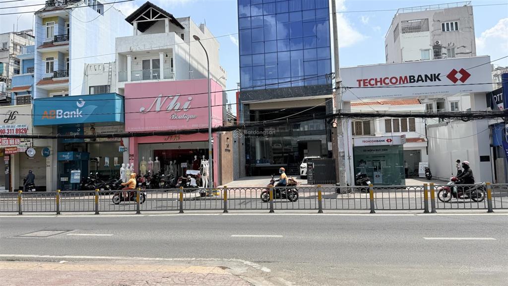 Giá nhỉnh 290tr/m2 mặt tiền nguyễn thị thập, p tân quy, quận 7 ngân hàng đang thuê giá cao