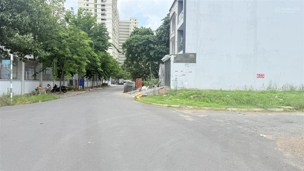 Chỉ một lô góc ngang 7m, 114m2, kdc phú mỹ, phú mỹ quận 7