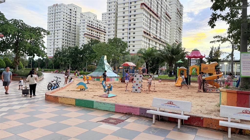 Chủ bán căn hộ 90m2 2,350tr bao rẻ block a era town 2pn đường 15b, quận 7