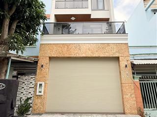 Giảm 2,5 tỷ bán nhà mặt tiền kd phú mỹ quận 7, 4 tầng có thang máy