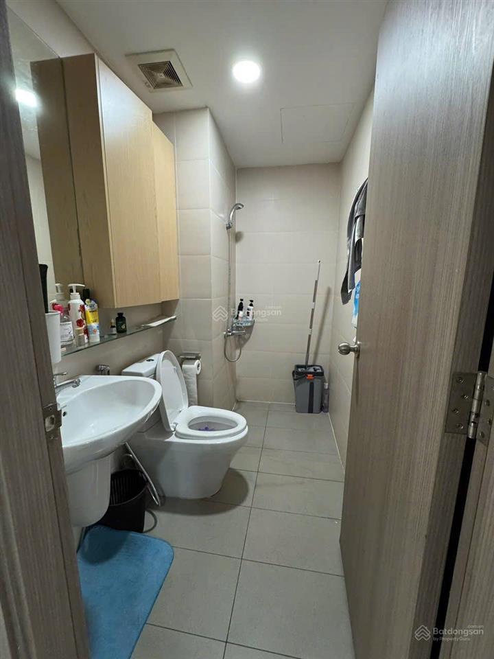 Bán căn hộ hoàng quốc việt 2pn  2wc  giá 3,1 tỷ
