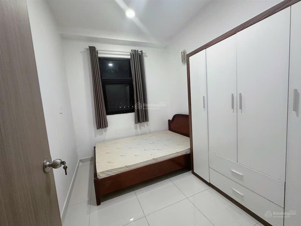 Bán căn hộ hoàng quốc việt 2pn  2wc  giá 3,1 tỷ