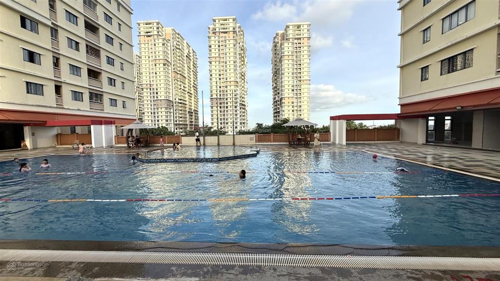 Chính chủ bán căn hộ hơn 90m2 2,550 tỷ bao rẻ block a era town, đường 15b, quận 7
