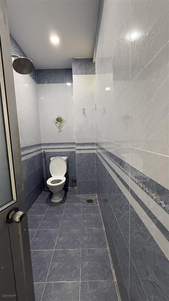Cho thuê nhà 4 tầng 25tr/th đường d1 kdc phú mỹ 2, phạm hữu lầu, quận 7