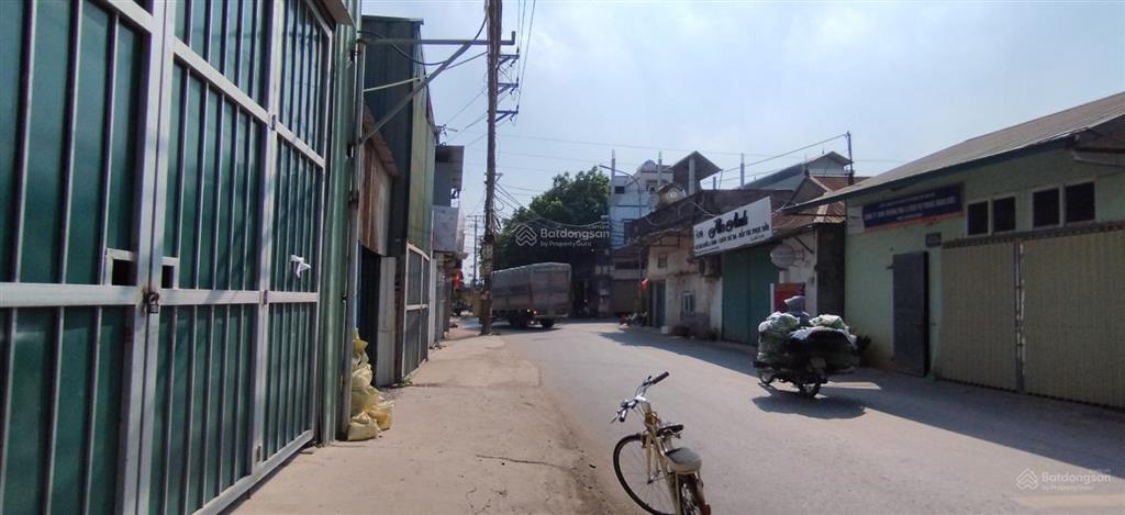Cho thuê xưởng 220m chỉ 9,3 triệu/tháng container vào thẳng trong xưởng