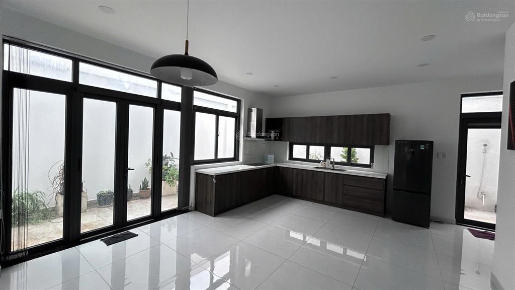 Cần cho thuê căn biệt thự song lập có thang máy, 0902 454 ***