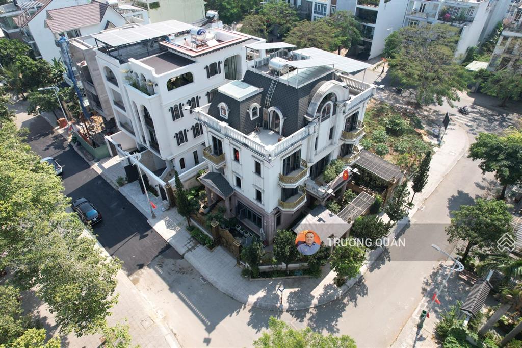 Chủ cần bán lô đất 6m x 18m 108m giá 12 tỷ.