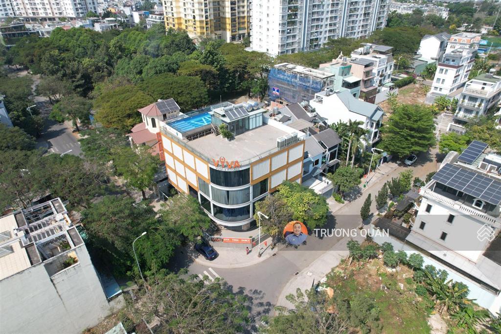 Chủ cần bán lô đất 6m x 18m 108m giá 12 tỷ.