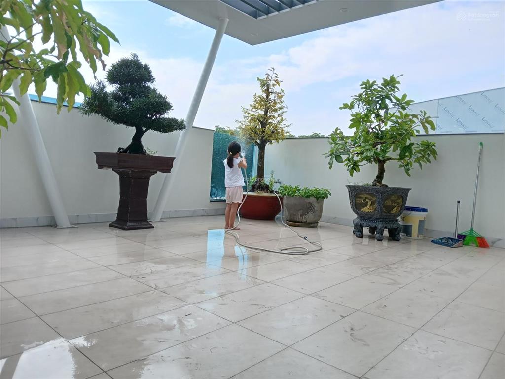 Cho thuê căn nhà 6x18m full nội thất mới đẹp
