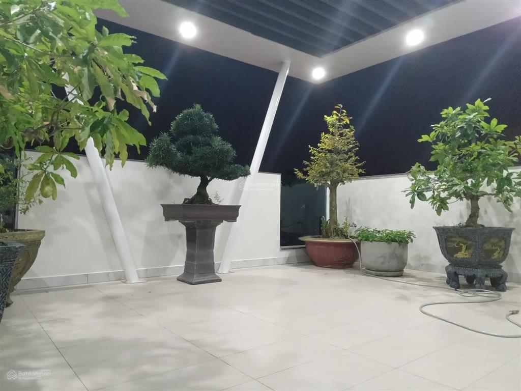 Cho thuê căn nhà 6x18m full nội thất mới đẹp