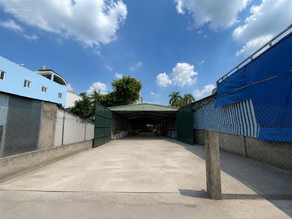 Cho thuê 1400m2 mặt tiền nguyễn duy trinh 0902 454 ***