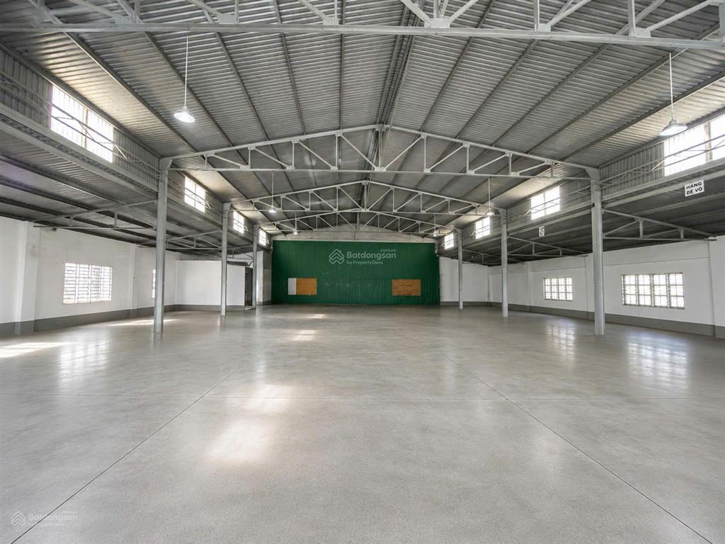 Cho thuê 1400m2 mặt tiền nguyễn duy trinh 0902 454 ***