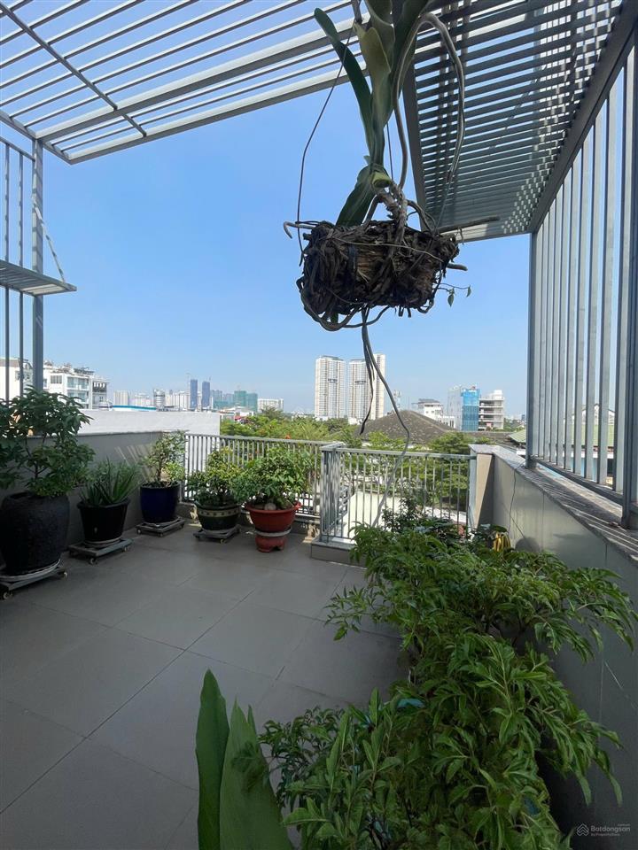 Chủ cần tiền bán căn nhà phố thang máy 630kg 0902 454 ***