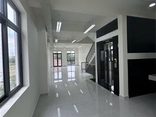 Cho thuê văn phòng mặt tiền song hành lakeview