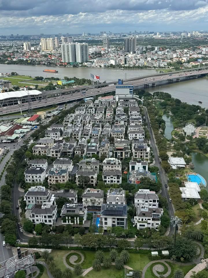 Biệt thự vinhomes 500m2 giảm sâu còn 350 tỷ căn góc