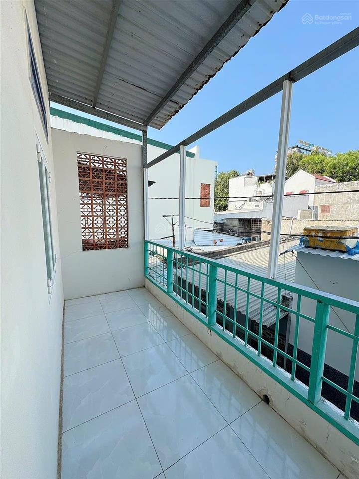 Bán nhà ngay gần biển đường phạm văn đồng phía bắc nha trang