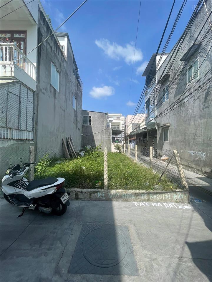 Bán lô đất 2 mặt tiền trung tâm thành phố 82,8m2 giá chỉ 2tỷ150