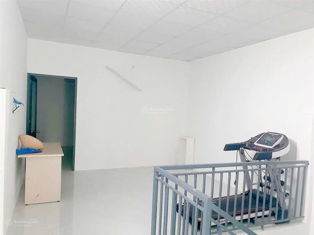 Bán nhà 2 tầng mặt tiền đường nguyễn tất thành phước long nha trang giá chỉ 6,5 tỷ