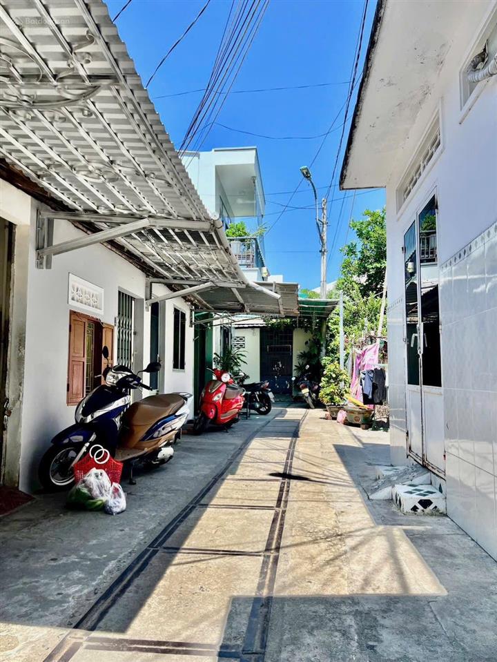 Bán nhà 2 tầng khu bình khê trung tâm nha trang ngay đường nguyễn trãi giá chỉ 3tỷ2