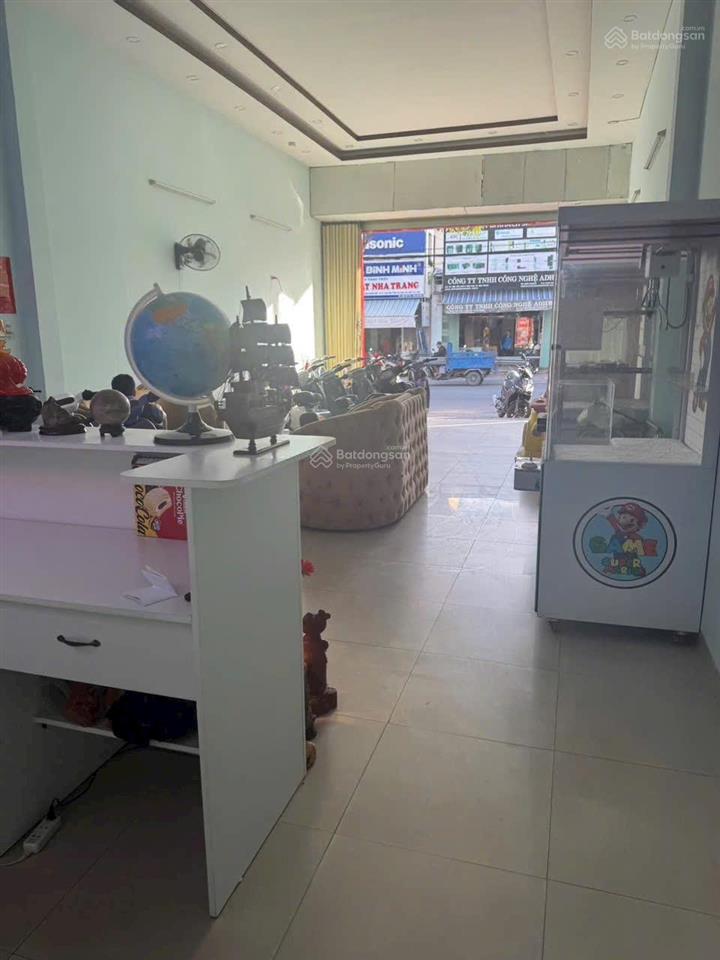 Bán nhà mặt tiền điện biên phủ, phường bắc nha trang 153m2 ngang 5m chỉ 75 tr/m2