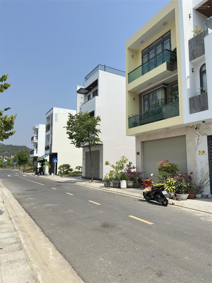 Bán lô đất đẹp kđt nam vĩnh hải lk6 106m ngang 5m hướng bắc  giá 43 triệu/m