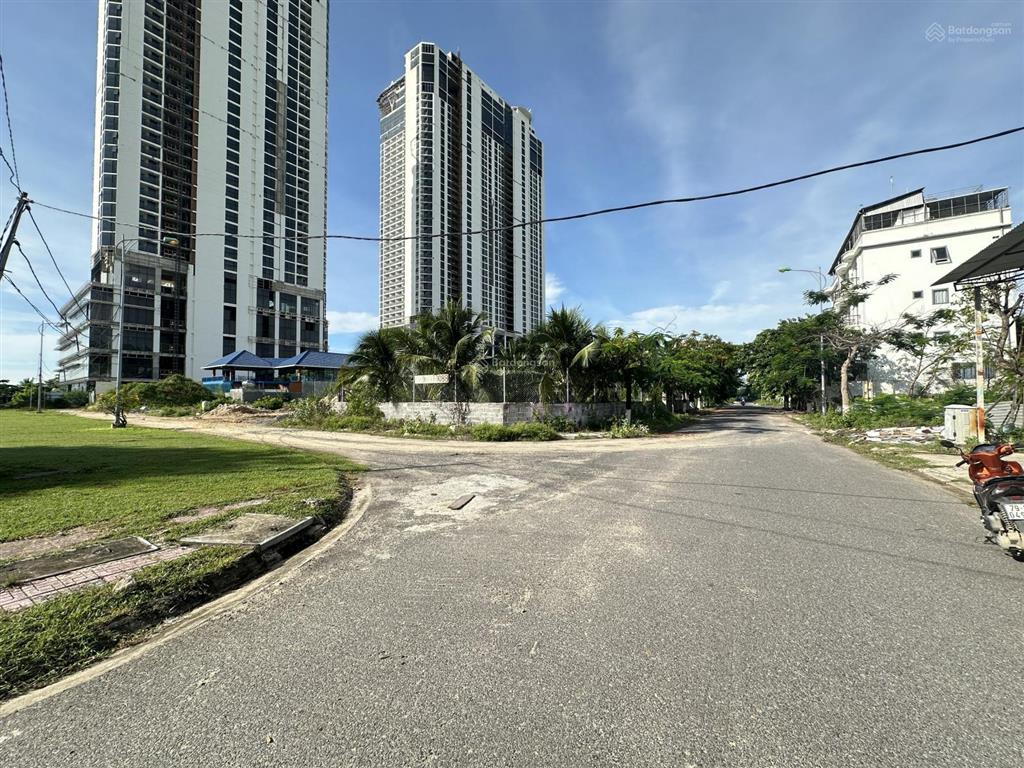 Giá tốt nền biệt thự đường huỳnh văn nghệ, vĩnh hoà, nha trang  281,4m² ngang 10m  giá 49 tr/m2