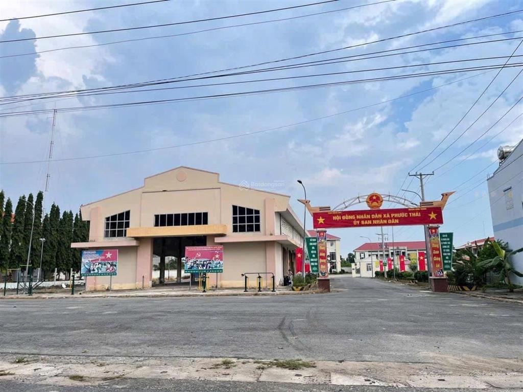 Đất mặt tiền đối diện trung tâm hành chính xã phước thái