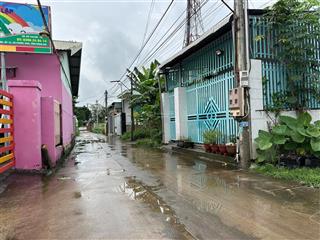 Đất đối diện trường học xã phước thái, giá chỉ 1 tỷ 6xx.  ngay 0908 528 ***