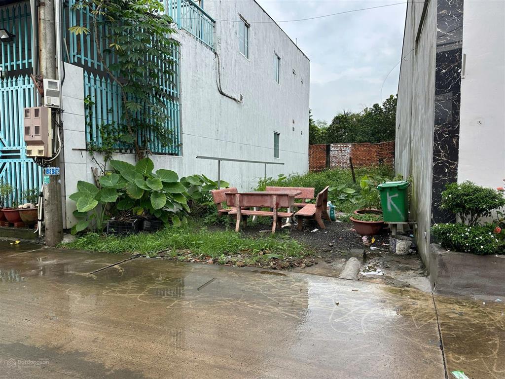 Đất đối diện trường học xã phước thái, giá chỉ 1 tỷ 6xx.  ngay 0908 528 ***