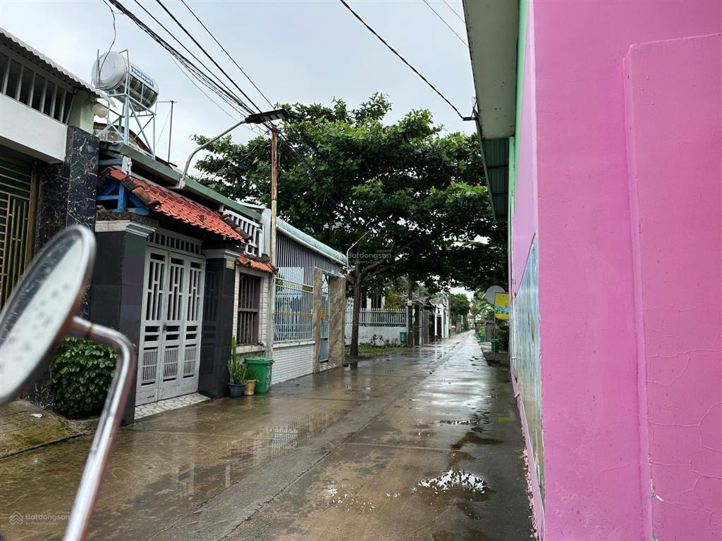 Đất đối diện trường học xã phước thái, giá chỉ 1 tỷ 6xx.  ngay 0908 528 ***