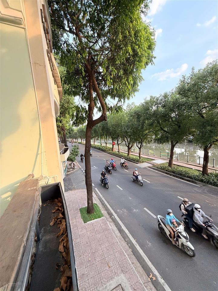 Bán nhà mặt phố trường sa, 69.1 m2, phường 13, quận phú nhuận