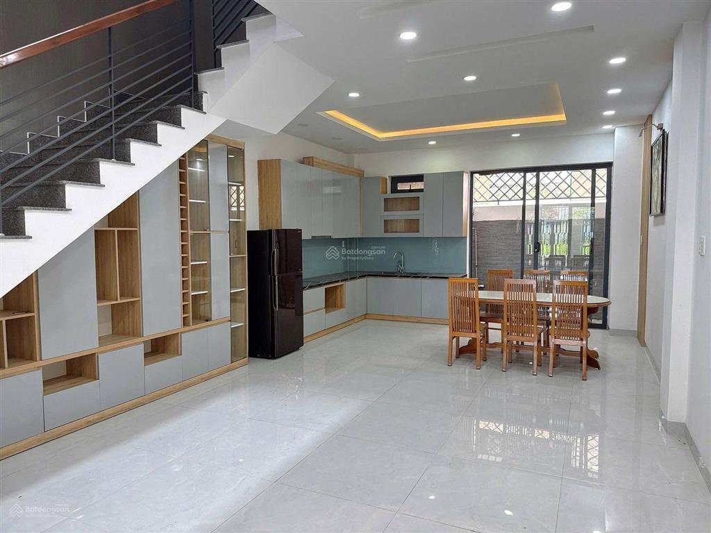 Duy nhất 1 căn hướng đông đường 16m gói 2 mỹ gia đầy đủ nội thất giá 8.3 tỷ