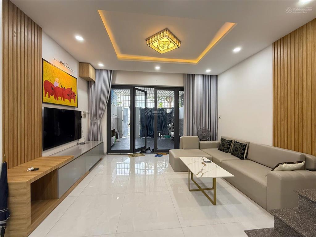 Duy nhất 1 căn hướng đông đường 16m gói 2 mỹ gia đầy đủ nội thất giá 8.3 tỷ