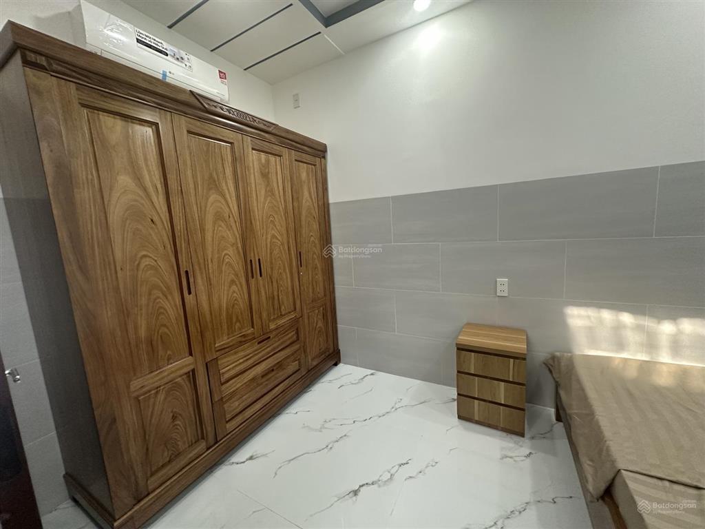 Cho thuê nhà gói 7 mỹ gia đối diện sân banhnhà mới, đẹp cho thuê 25tr/tháng 0906 462 ***
