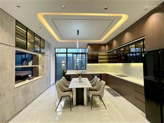 Nhà 3 tầng đẹp gói 5 mỹ gia đường thông gần công viên giá tốt nhất thị trường chỉ 8tỷ990