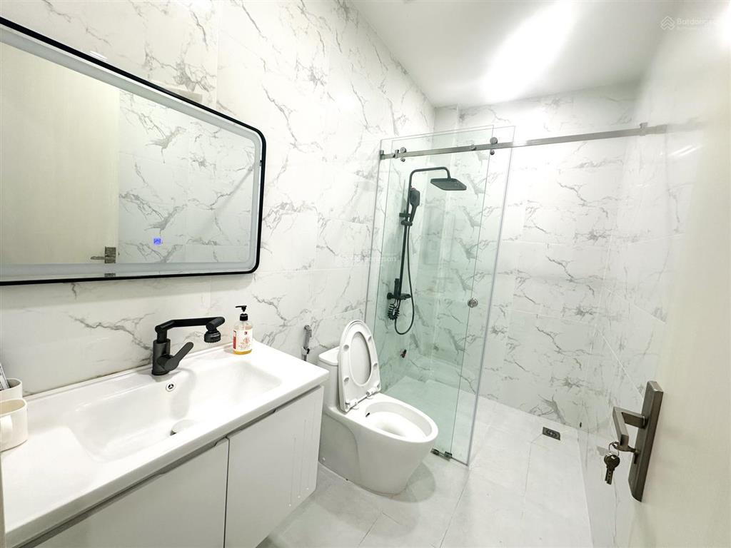 Cho thuê nhà gói 7 mỹ gia, nhà mới đối diện công viên giá 27tr/tháng 0906 462 ***