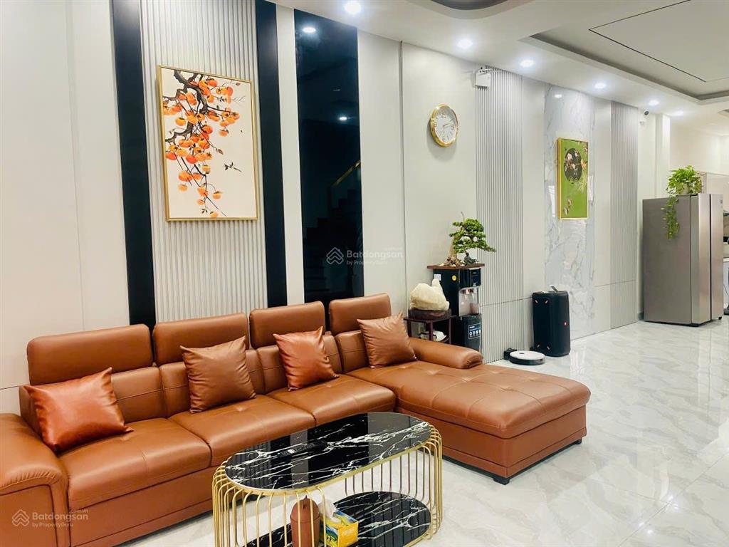 Cho thuê nhà gói 7 mỹ gia, căn nội thất đẹp giá 27 triệu/tháng,  0906 462 ***