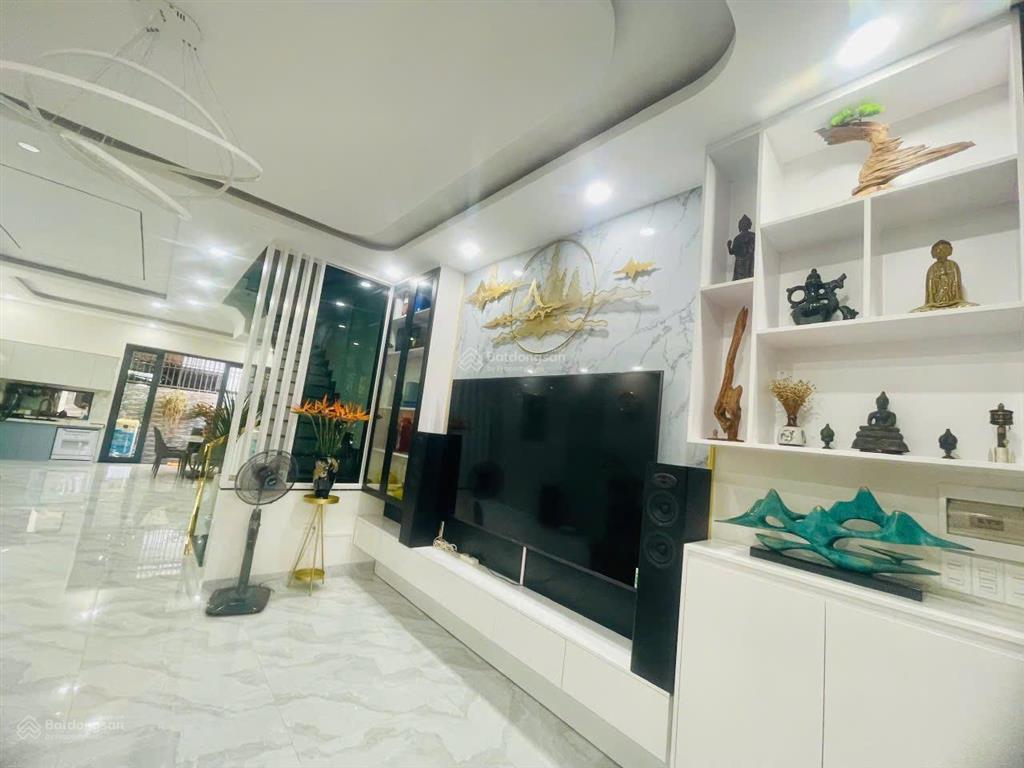 Cho thuê nhà gói 7 mỹ gia, căn nội thất đẹp giá 27 triệu/tháng,  0906 462 ***