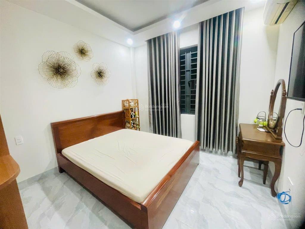 Cho thuê nhà gói 7 mỹ gia, căn nội thất đẹp giá 27 triệu/tháng,  0906 462 ***