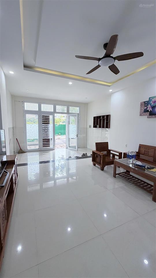 Cho thuê nhà kđt hà quang i, giá 20 triệu