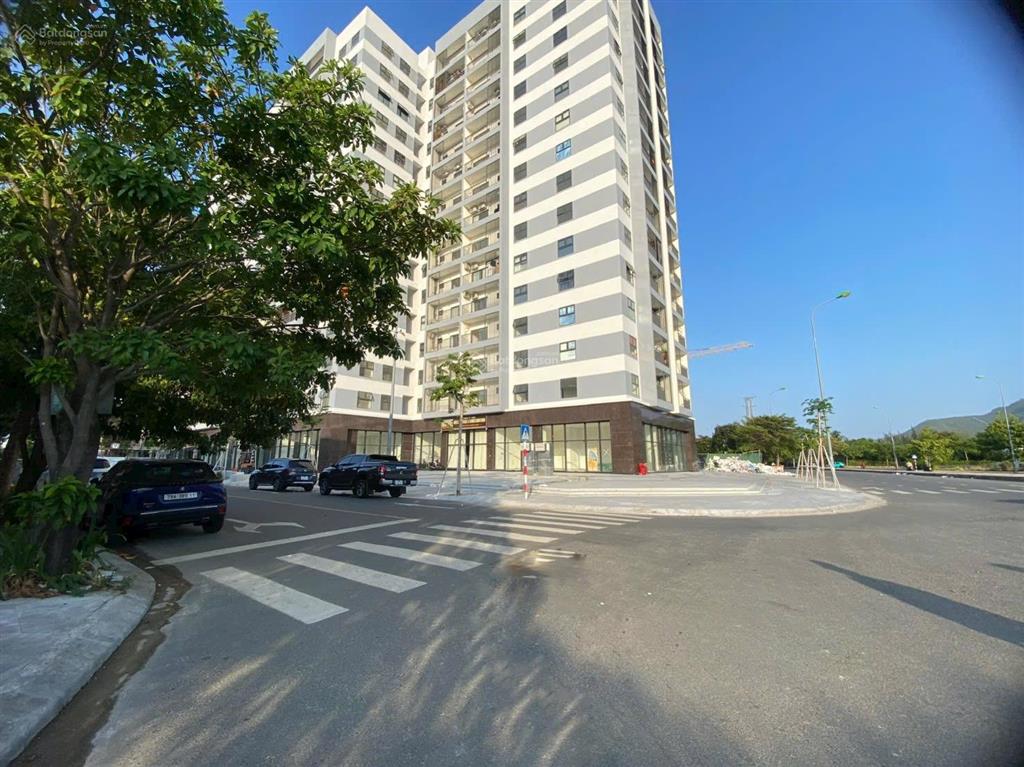 Cho thuê căn góc shophouse chung cư ccu01 phước long