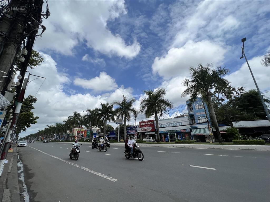 Cần bán đất lớn đường 3/2 xuân khánh, q. ninh kiều, cần thơ. mặt tiền 39m tổng hơn 3.000m2 thổ cư
