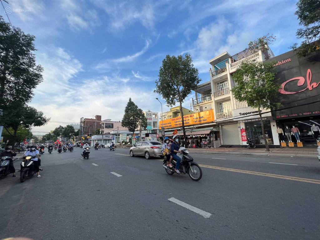 Cho thuê mặt bằng kinh doanh đường mậu thân, cần thơ  diện tích 8m x 30m. đoạn đường thời trang