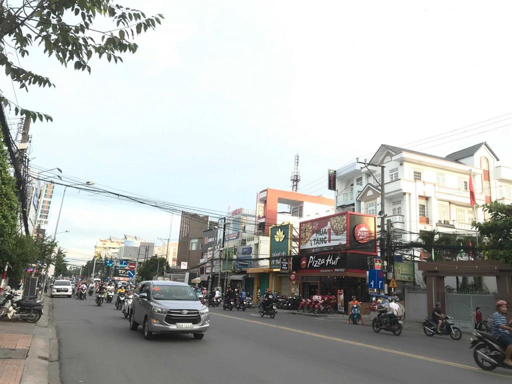 Cho thuê mặt bằng kinh doanh đường mậu thân, cần thơ  diện tích 8m x 30m. đoạn đường thời trang