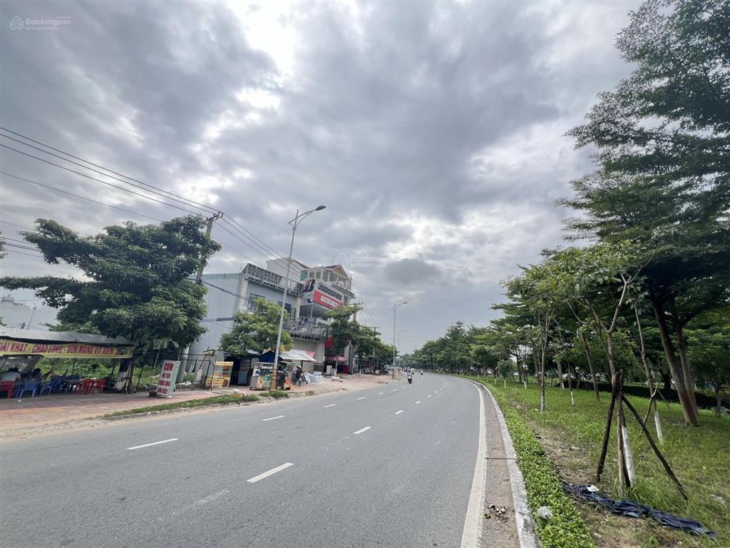 Cho thuê mặt bằng kinh doanh mặt tiền 30m đường võ nguyên giáp, cần thơ. phù hợp showroom trưng bày