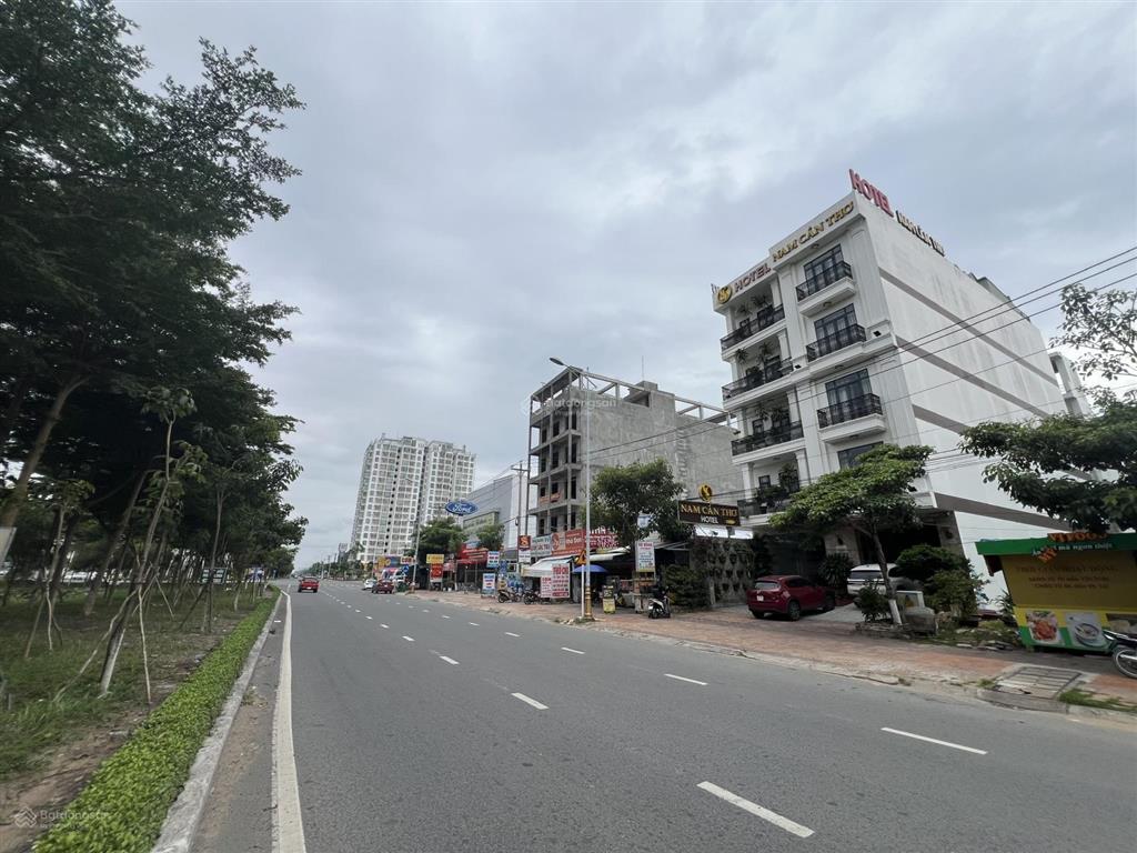 Cho thuê mặt bằng kinh doanh mặt tiền 30m đường võ nguyên giáp, cần thơ. phù hợp showroom trưng bày